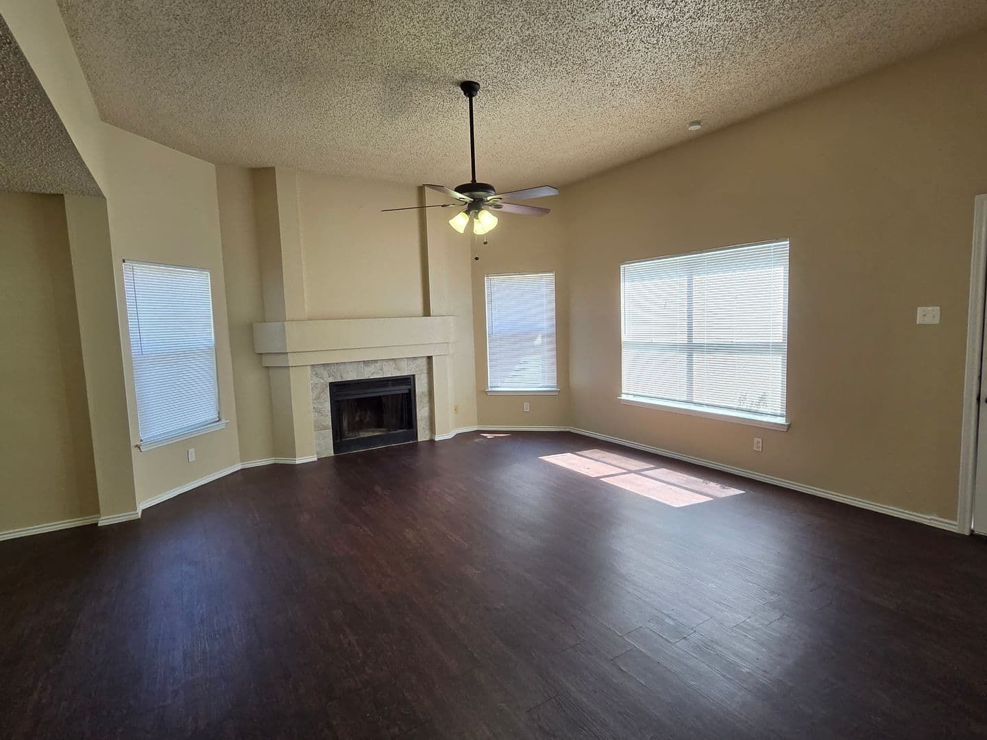 SAN ANTONIO House: 7123 FALLEN TRAIL
