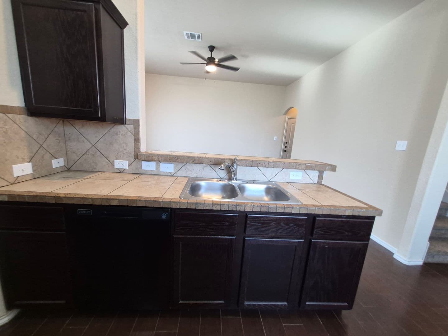 NEW BRAUNFELS House: 522 CREEKSIDE CIRCLE