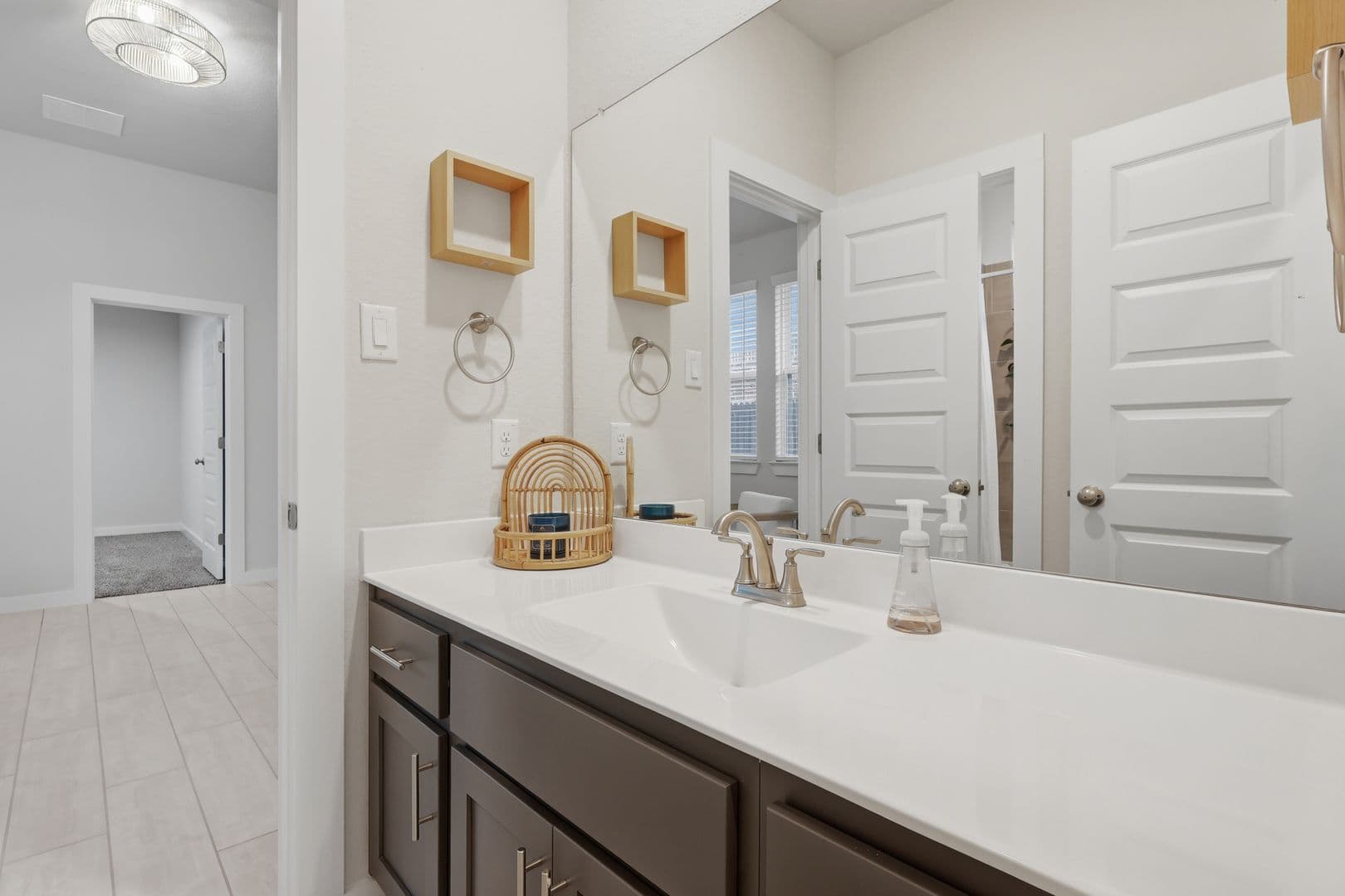 New Braunfels House: 2926 Alster