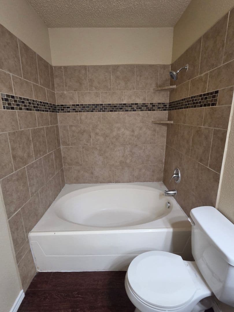 SAN ANTONIO House: 7123 FALLEN TRAIL