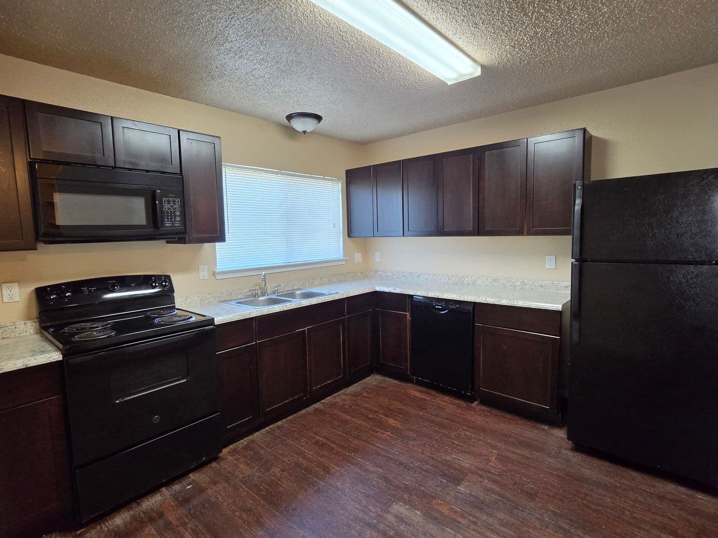 SAN ANTONIO House: 7123 FALLEN TRAIL