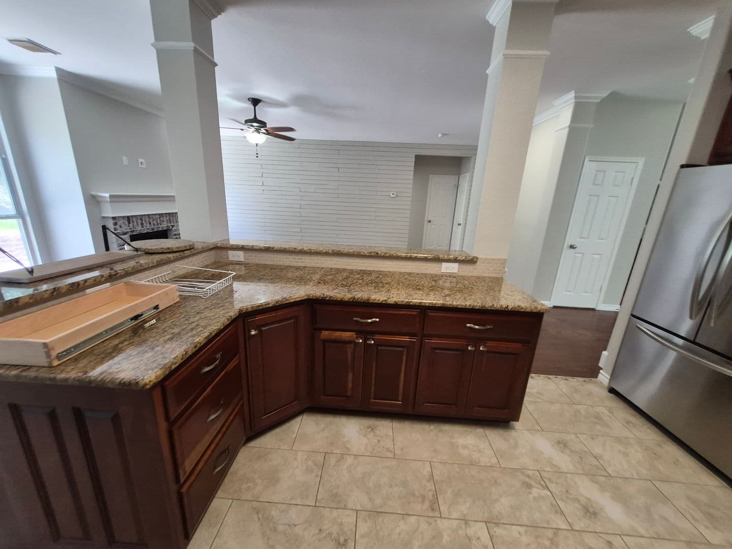 SCHERTZ House: 712 MOSS WOOD