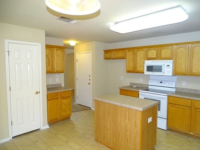 CONVERSE House: 9610 KRIER CT