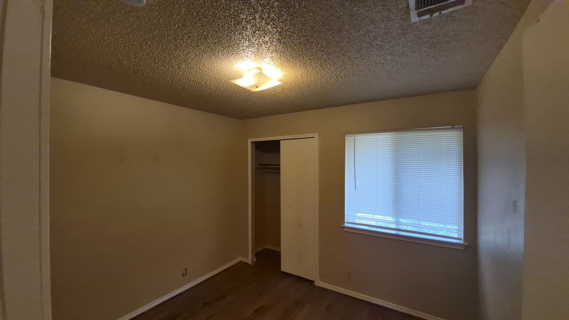 SAN ANTONIO House: 5201 MEADOWFIELD #4