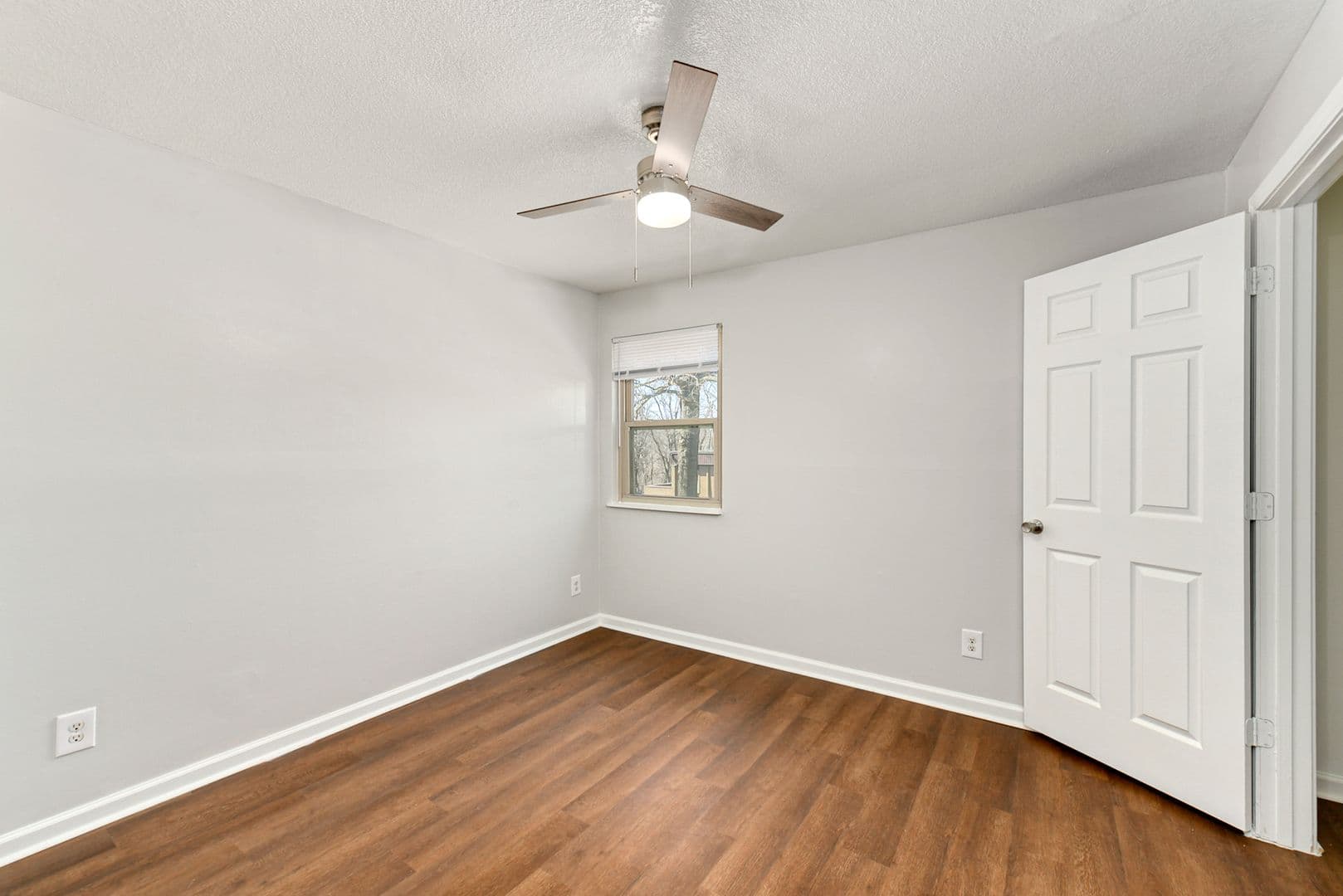 Kansas City Apartment: 7645 Garfield Ct