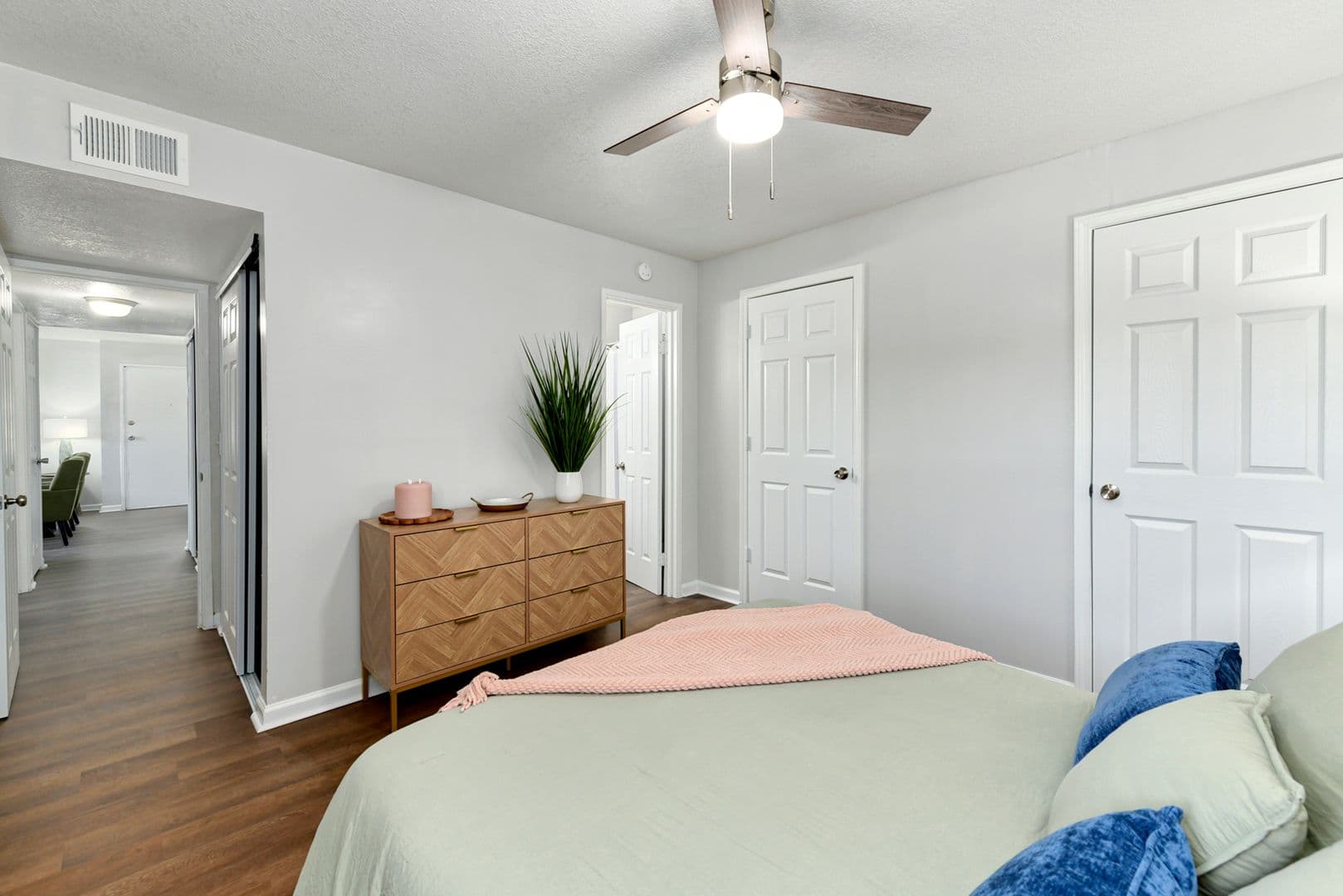 Kansas City Apartment: 7645 Garfield Ct