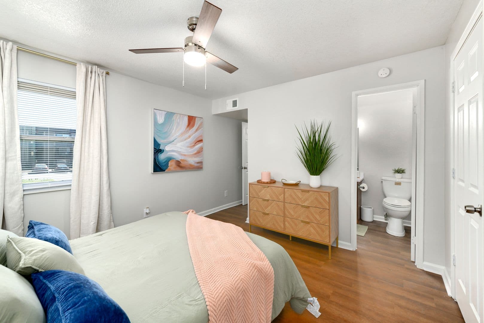 Kansas City Apartment: 7645 Garfield Ct