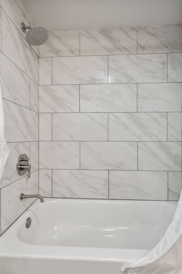 Tulsa Apartment: 4020 S 130th E Ave