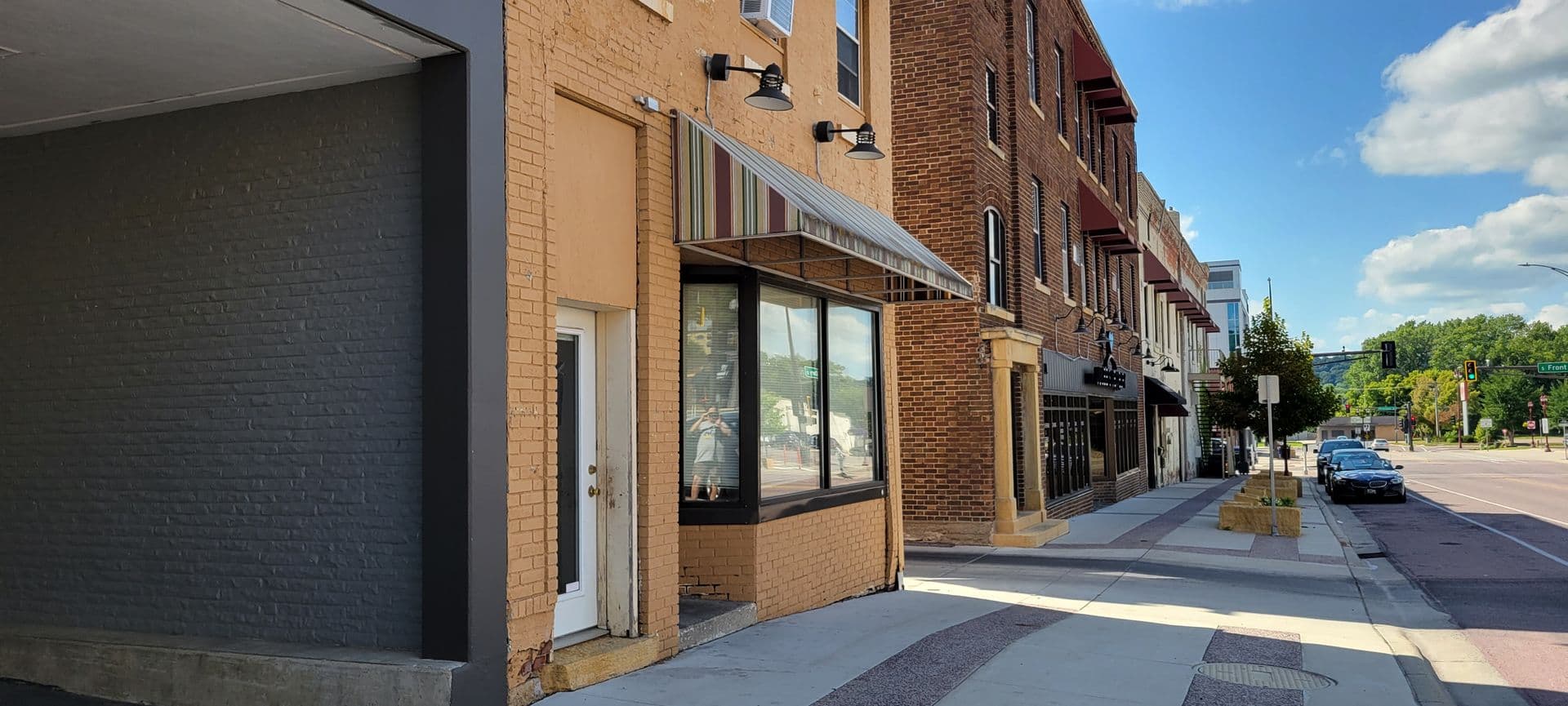 Mankato Apartment: 117 Cherry St