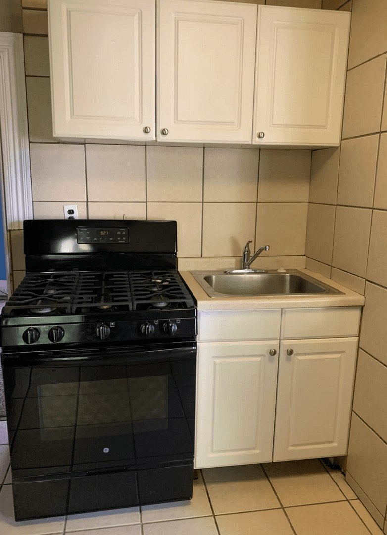 Mankato Apartment: 520 S 2nd St