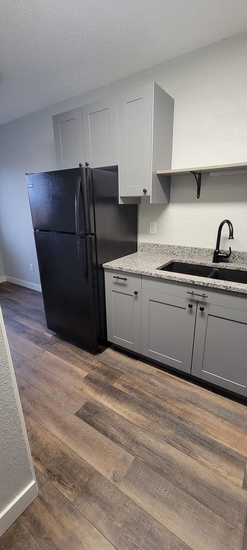 Mankato Apartment: 500 S Second St