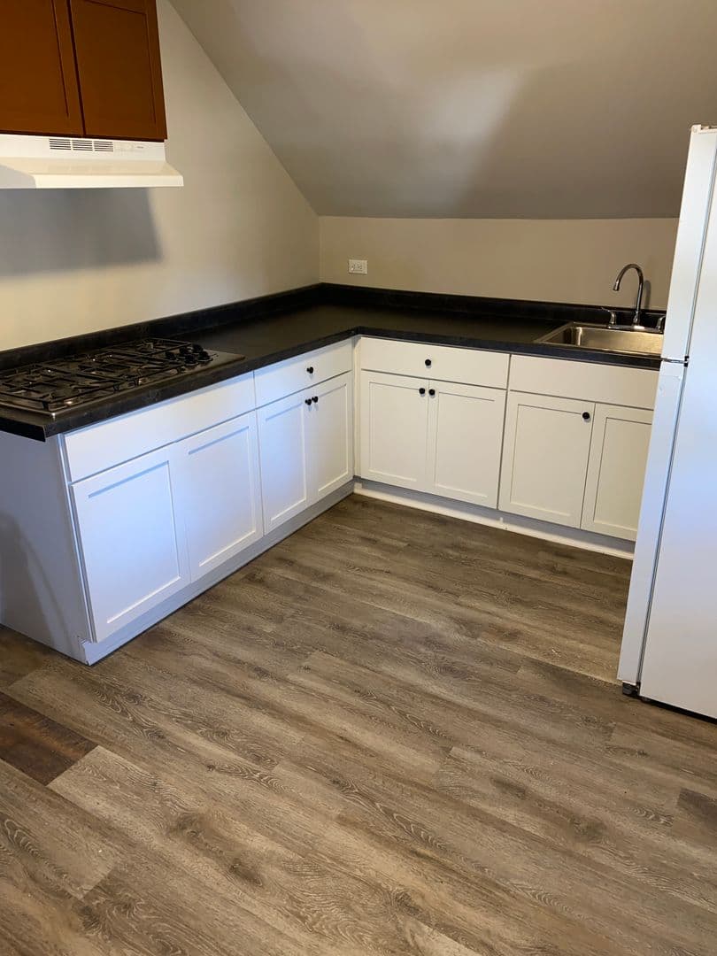 Kenosha Apartment: 6734 14th Ave