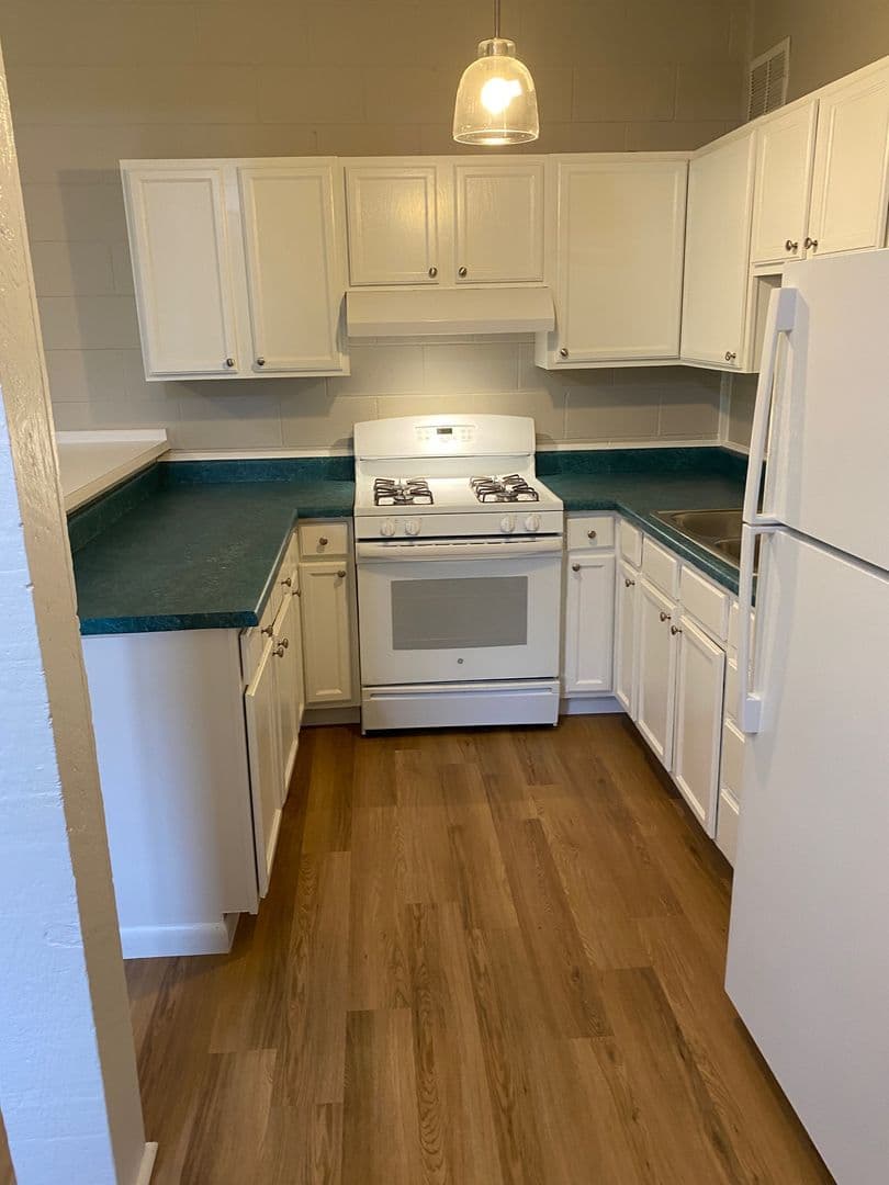 Zion Apartment: 2417 Lewis