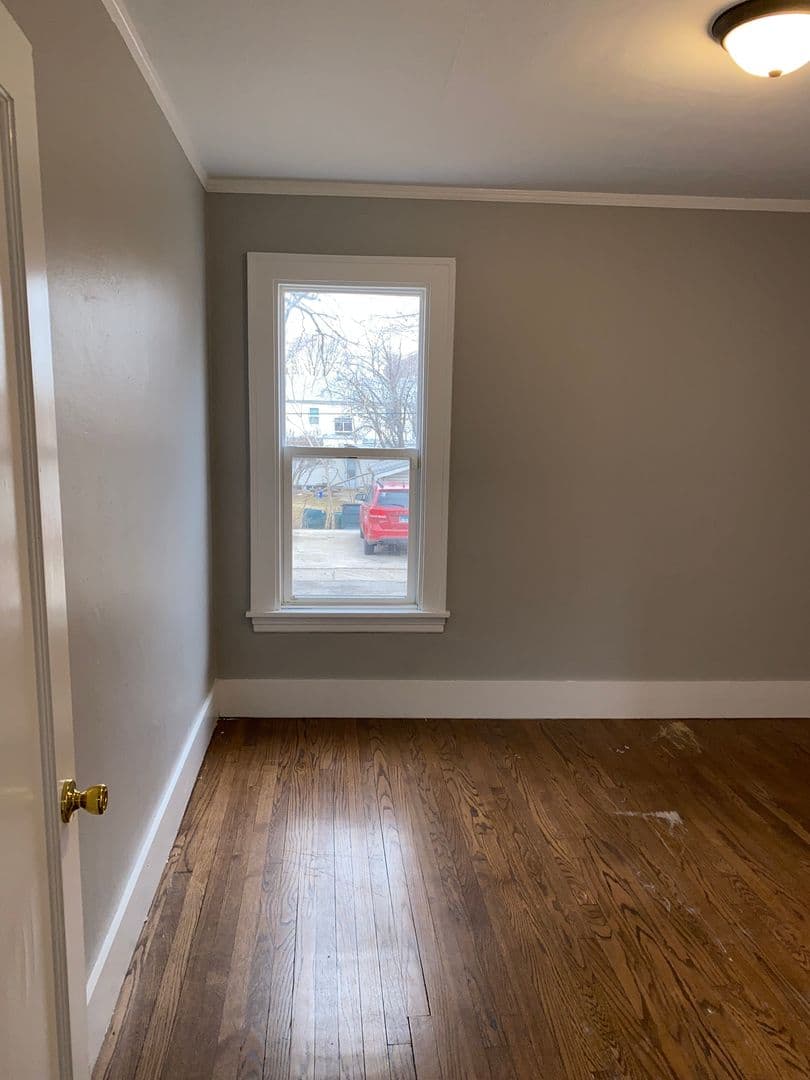 Waukegan Apartment: 442 Hickory