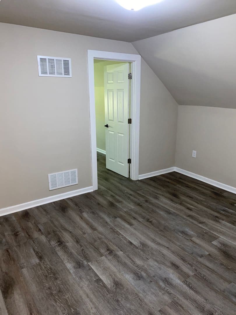 Kenosha Apartment: 6734 14th Ave