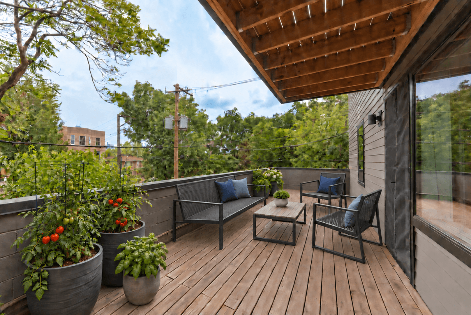Chicago Apartment: 2109-11 S Halsted St.