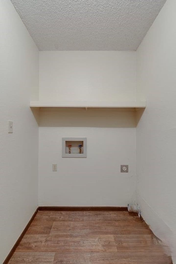 Wichita Apartment: 8909 E Harry St,