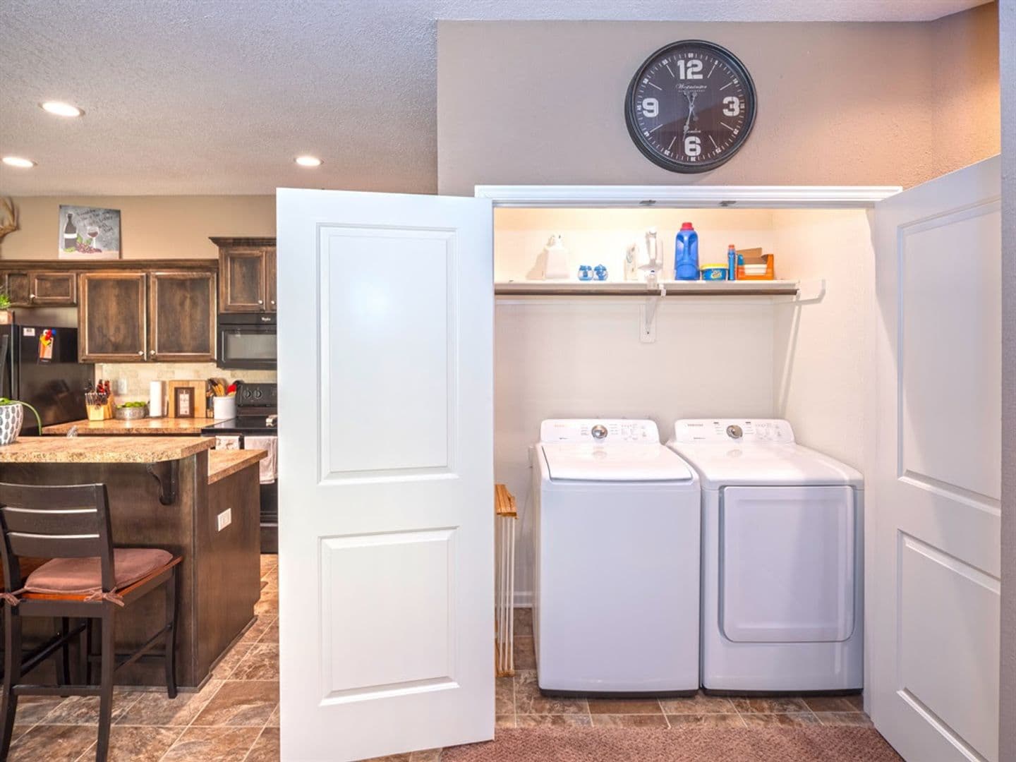 Independence Apartment: 1043 Arrowhead Ridge