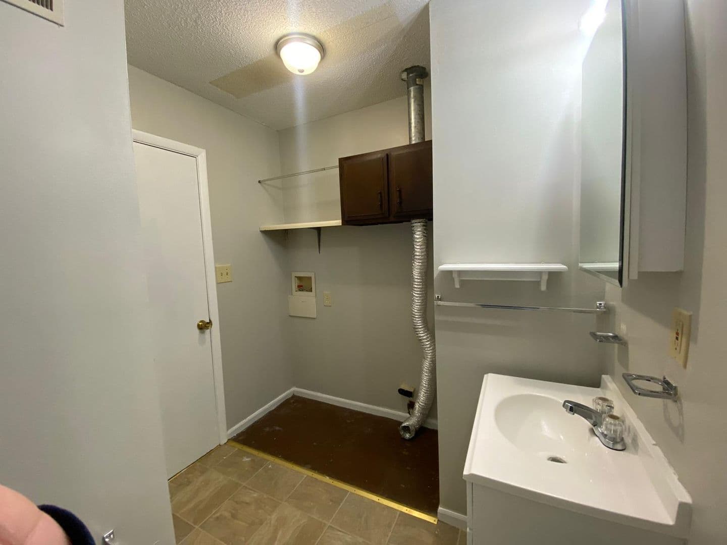 Independence Apartment: 1043 Arrowhead Ridge