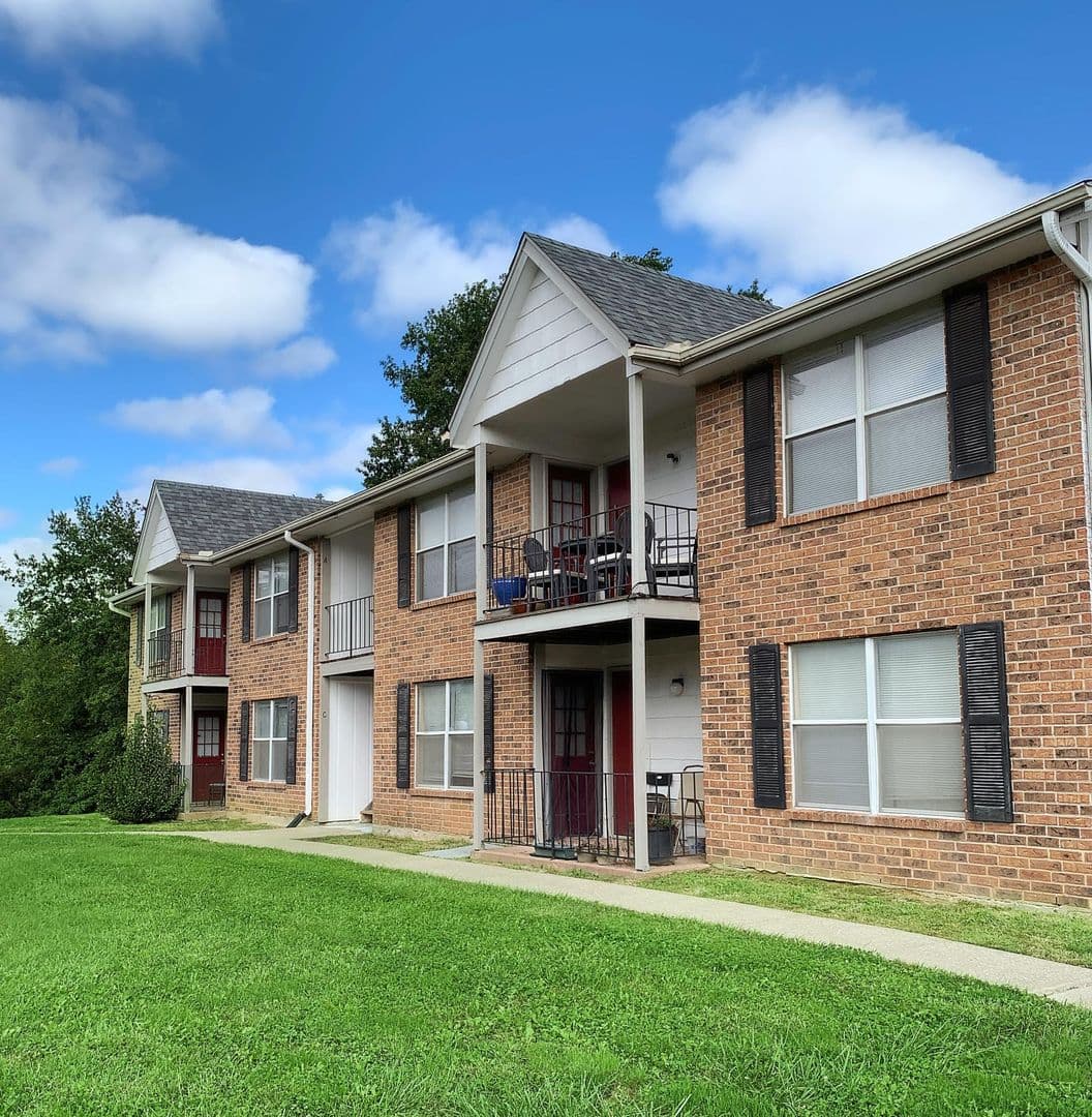 Kansas City Apartment: 3622 NE Chouteau Trafficway
