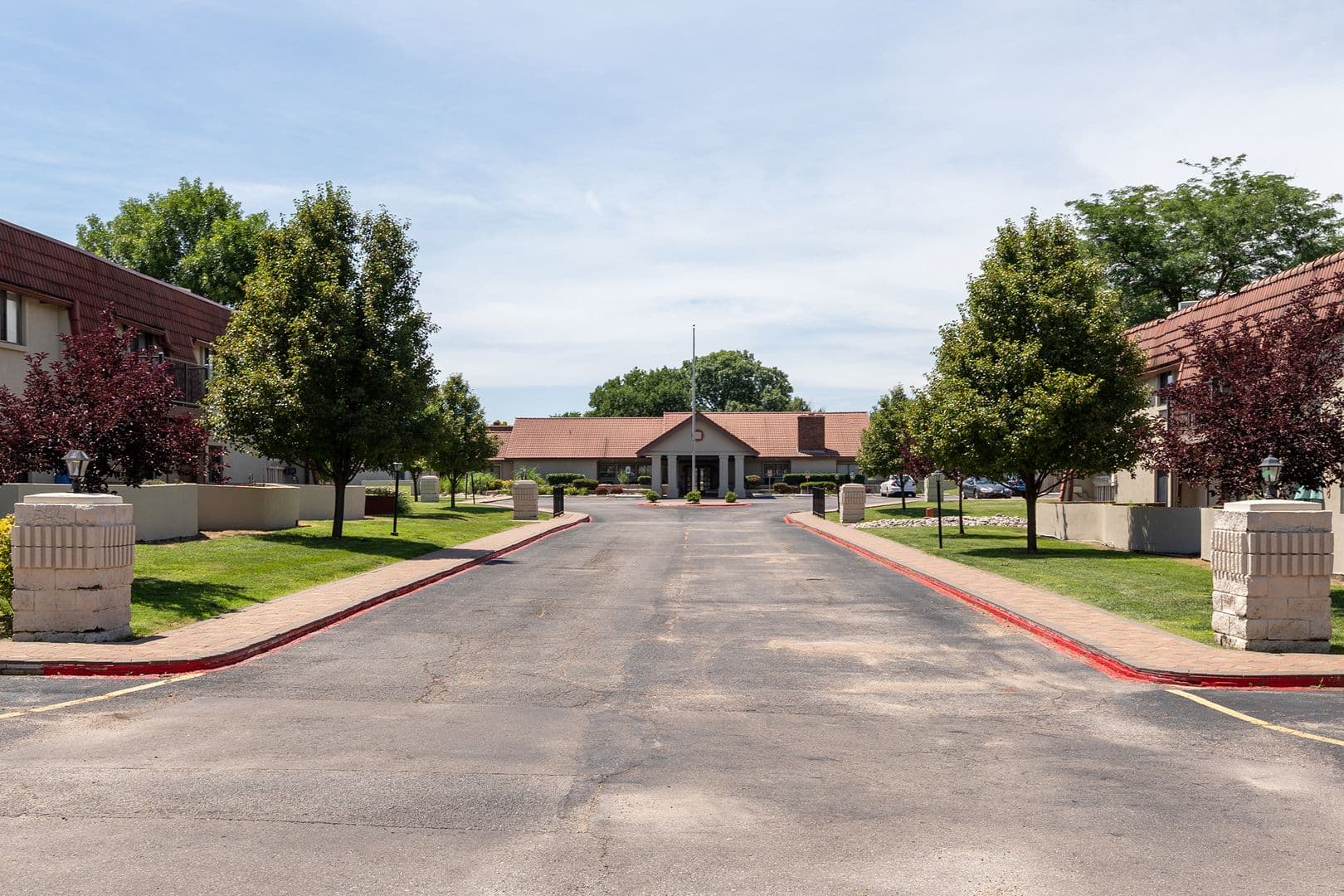 Wichita Apartment: 8909 E Harry St,