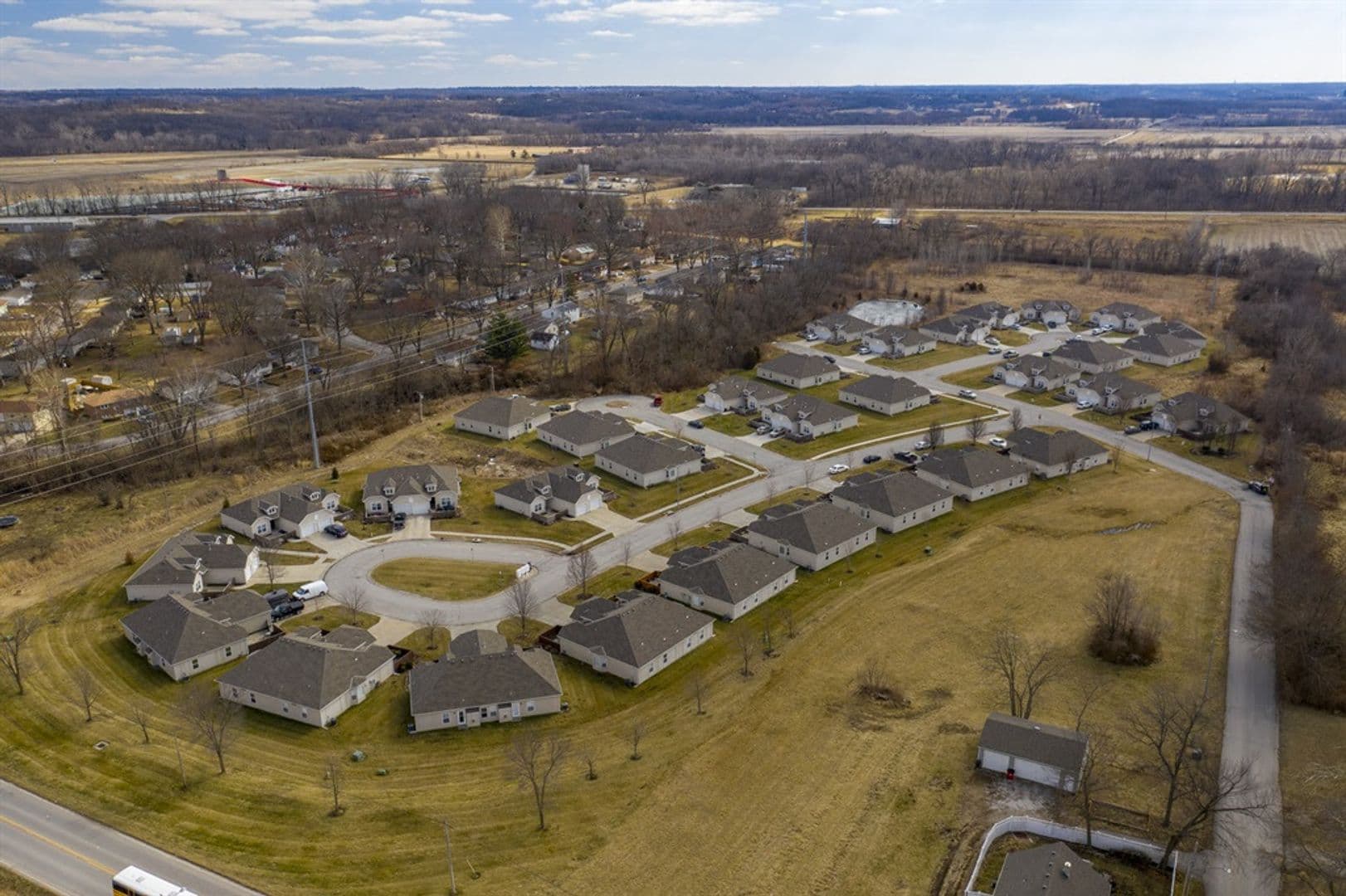 Independence Apartment: 1043 Arrowhead Ridge