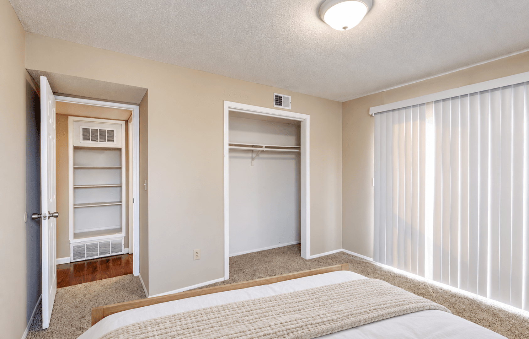 Platte City Apartment: 920 Fontana Avenue