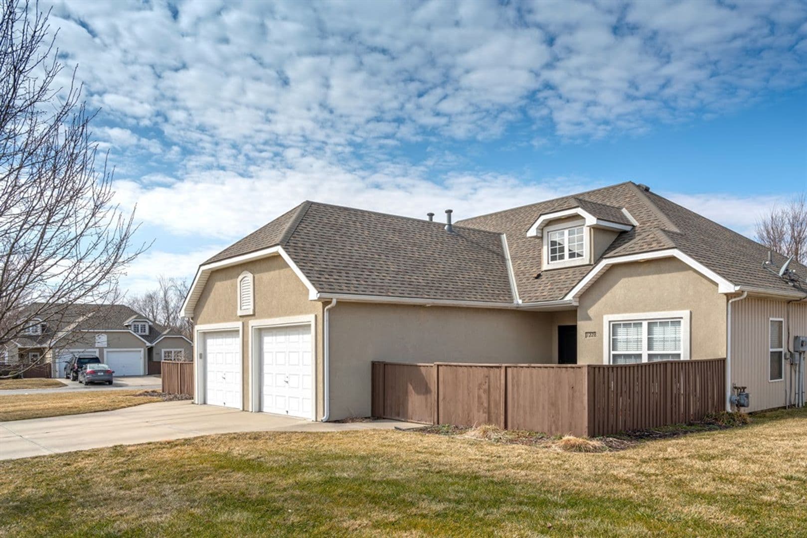 Independence Apartment: 1043 Arrowhead Ridge