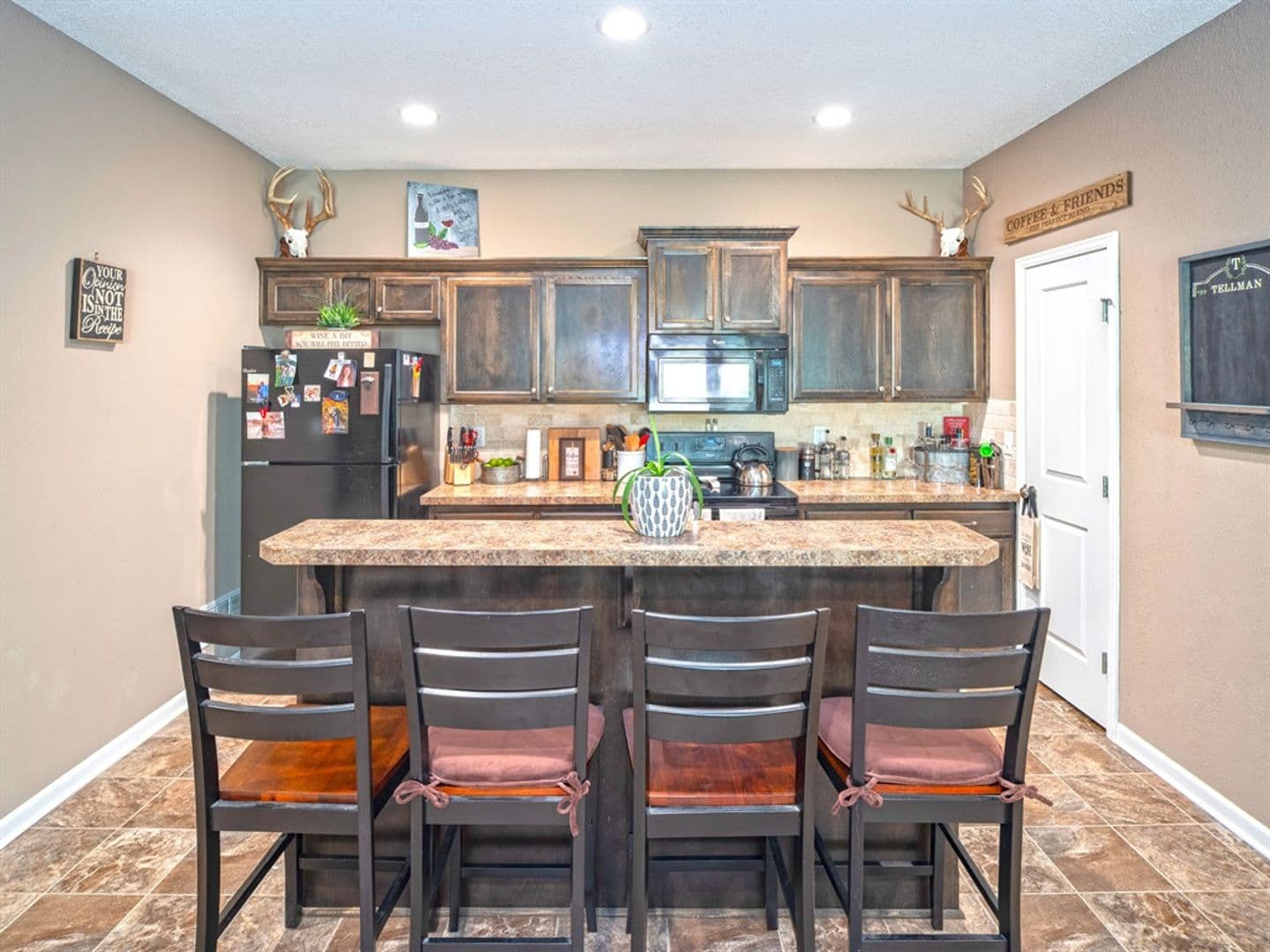 Independence Apartment: 1043 Arrowhead Ridge