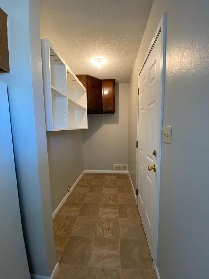 Independence Apartment: 1043 Arrowhead Ridge