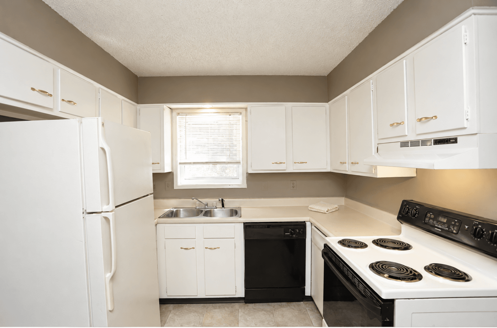 Platte City Apartment: 920 Fontana Avenue