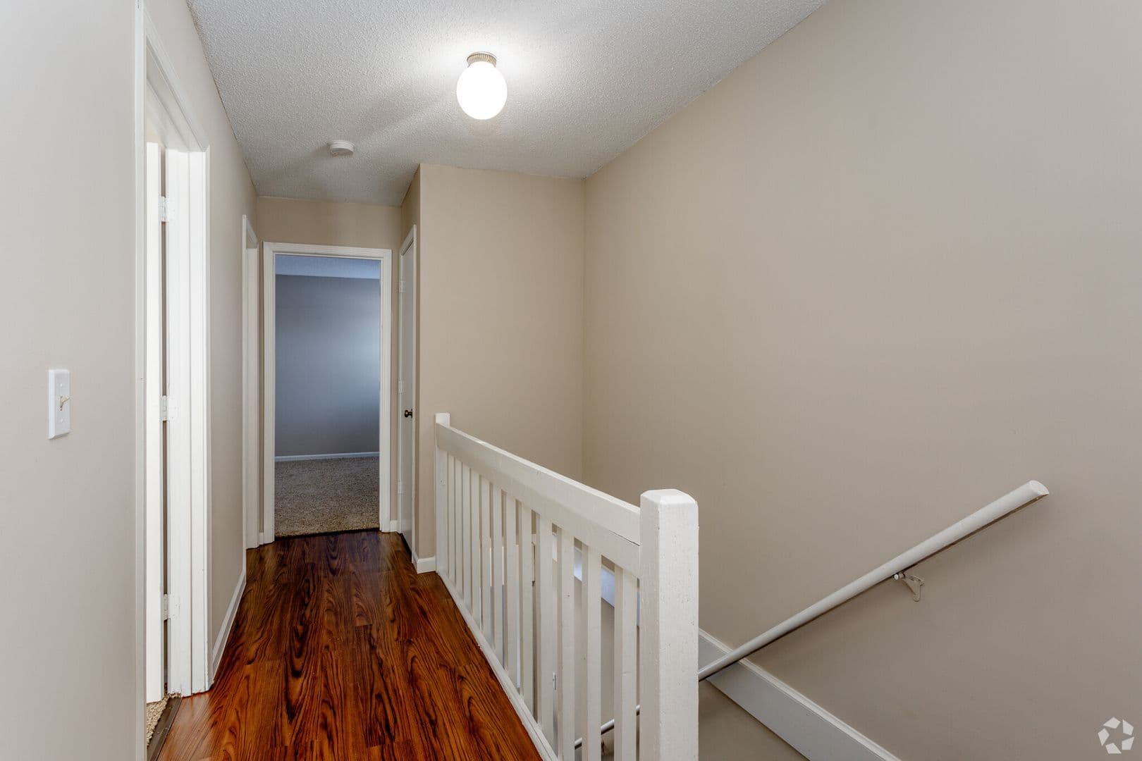 Shawnee Apartment: 6431-6437 Hallet st