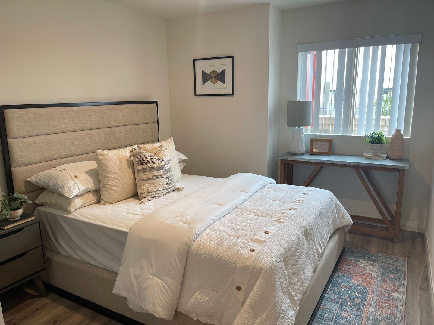 San Diego Apartment: 4455 Lamont St