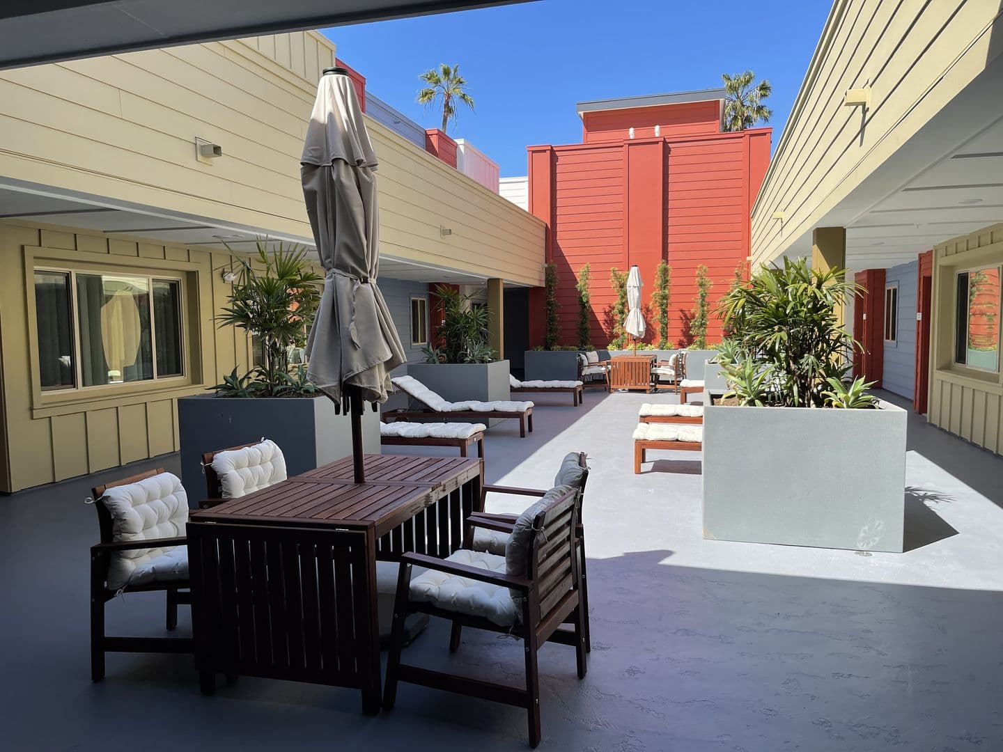 San Diego Apartment: 4455 Lamont St