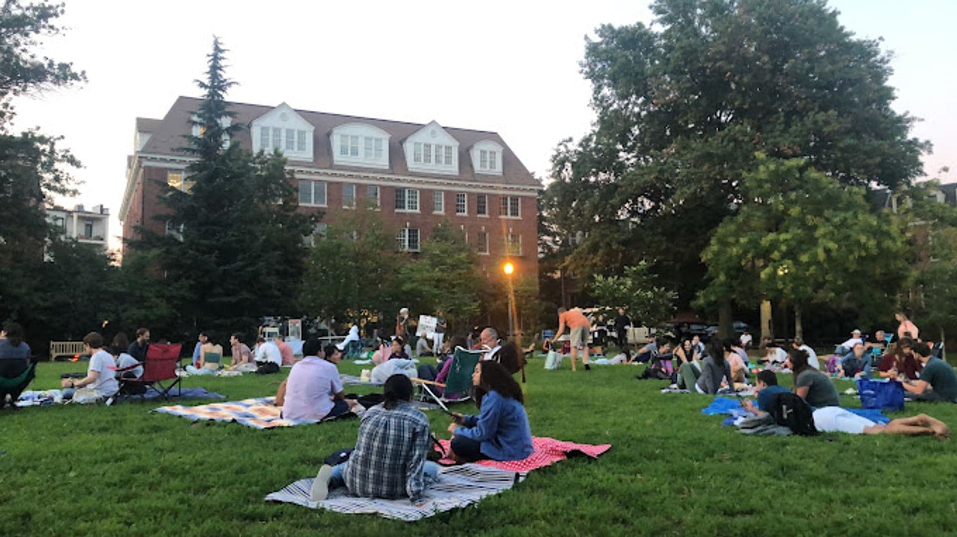 Washington Apartment: 2000 Connecticut Avenue, NW