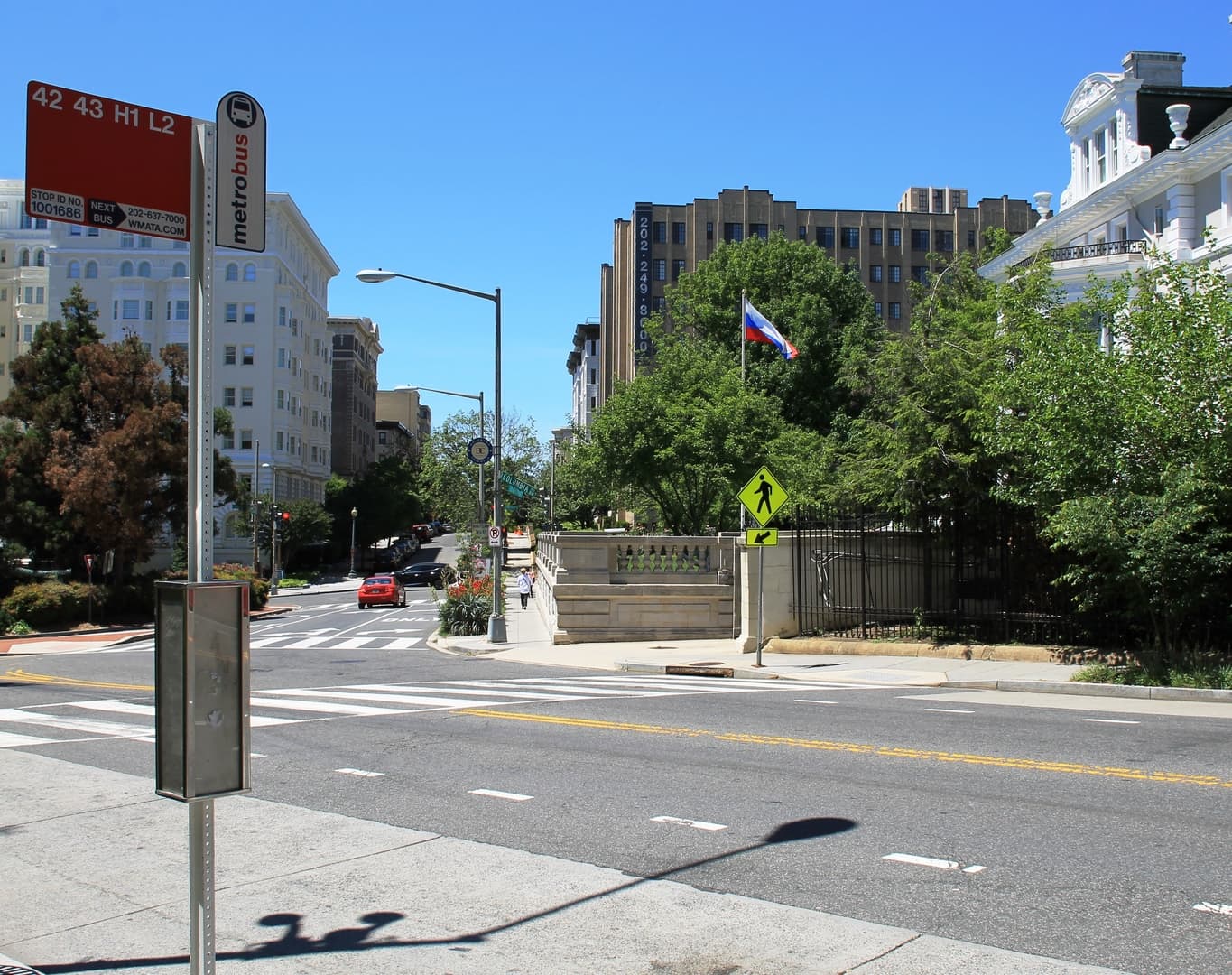 Washington Apartment: 2000 Connecticut Avenue, NW