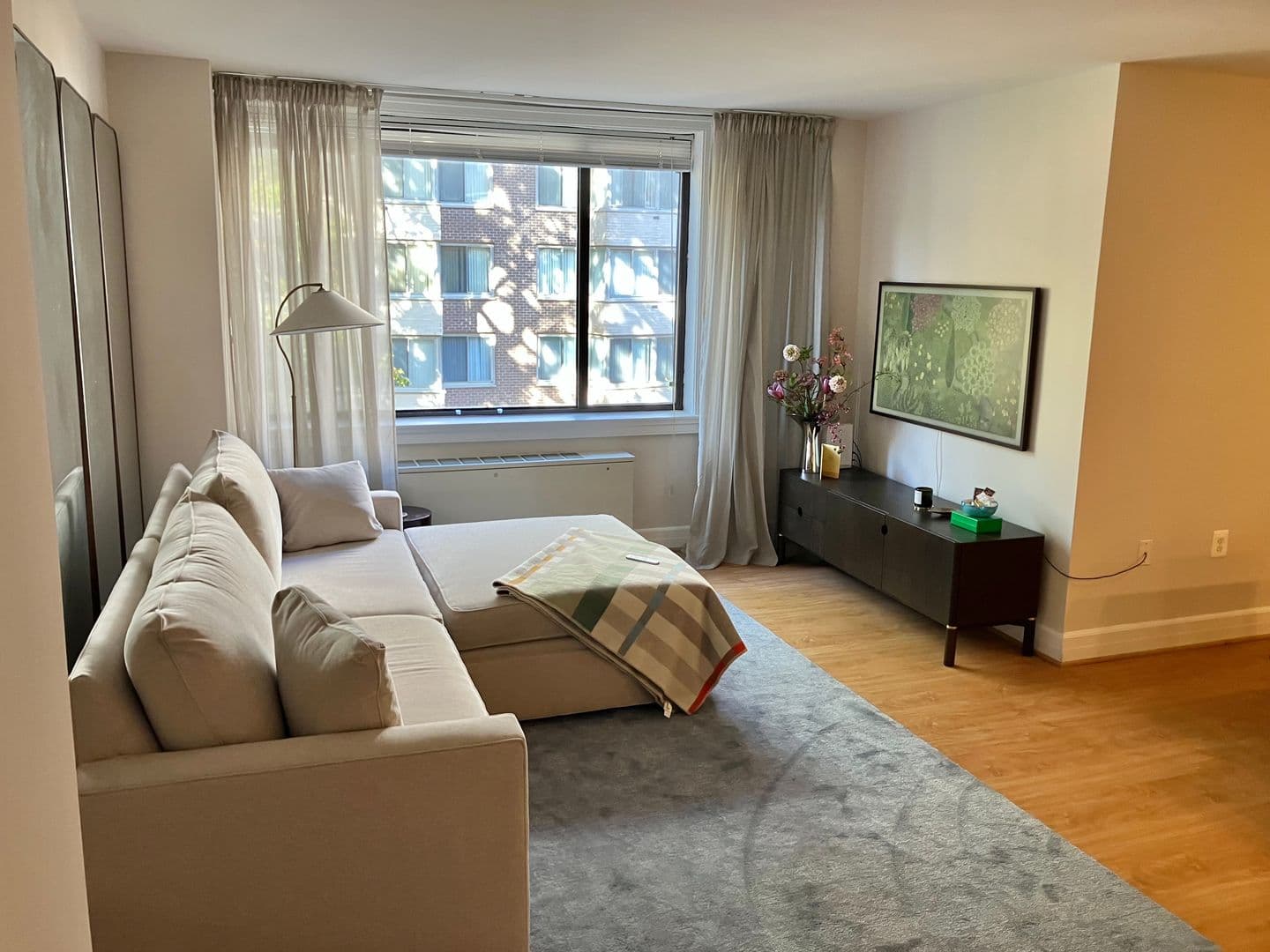 Washington Apartment: 1112 M Street, NW