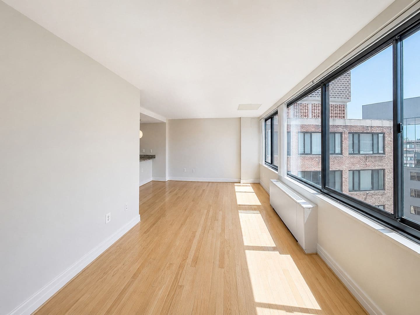 Washington Apartment: 1255 New Hampshire Avenue