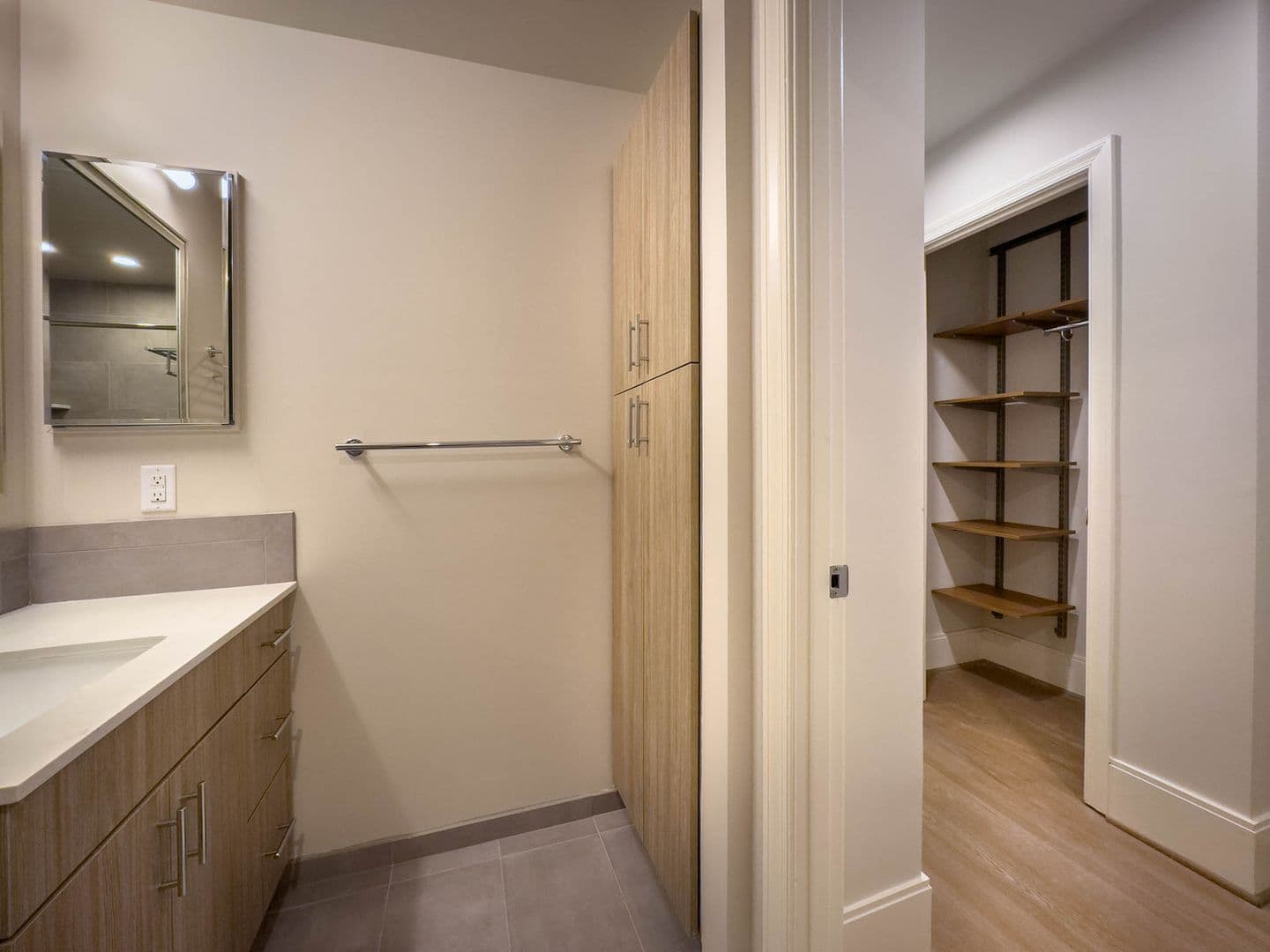 Washington Apartment: 3220 Prospect Street, NW
