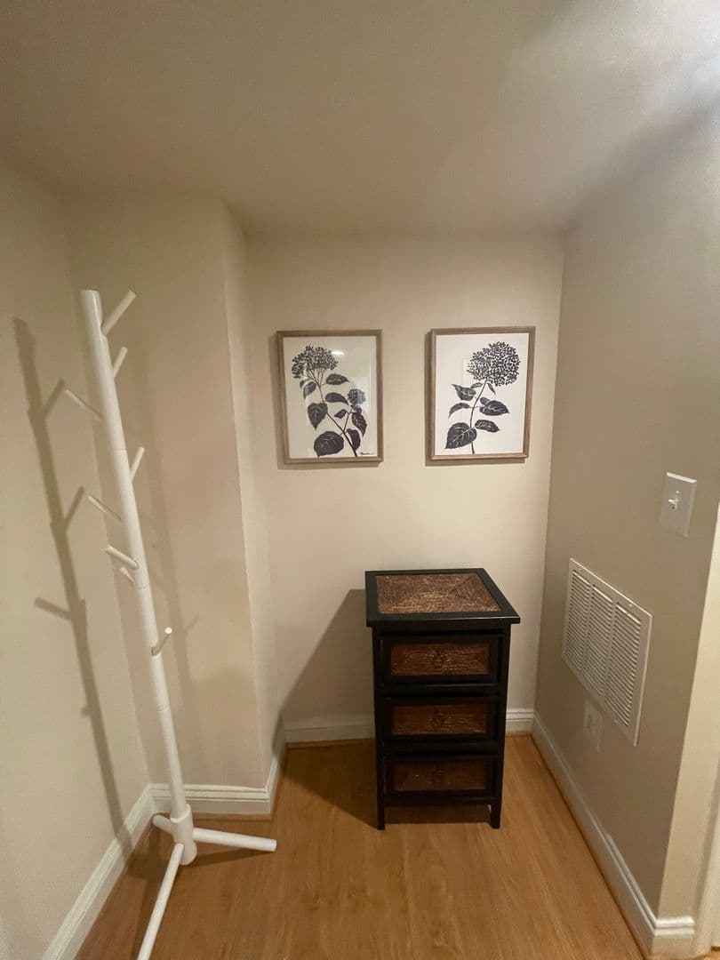 Washington Apartment: 1825-1833 New Hampshire Avenue, NW