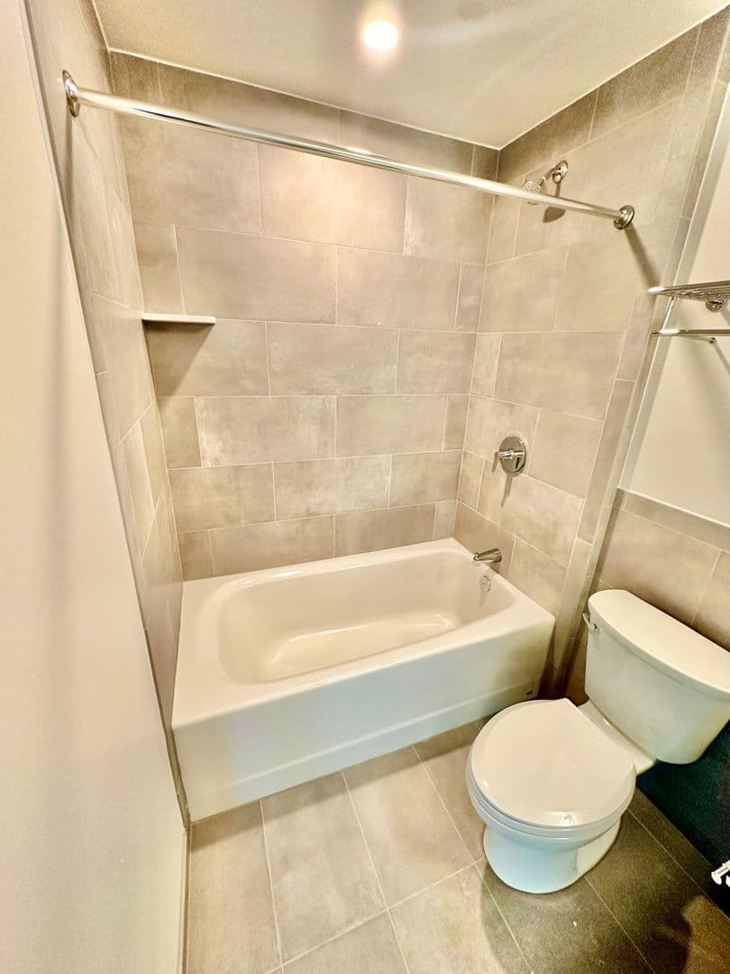 WASHINGTON Apartment: 1650 O STREET, NW