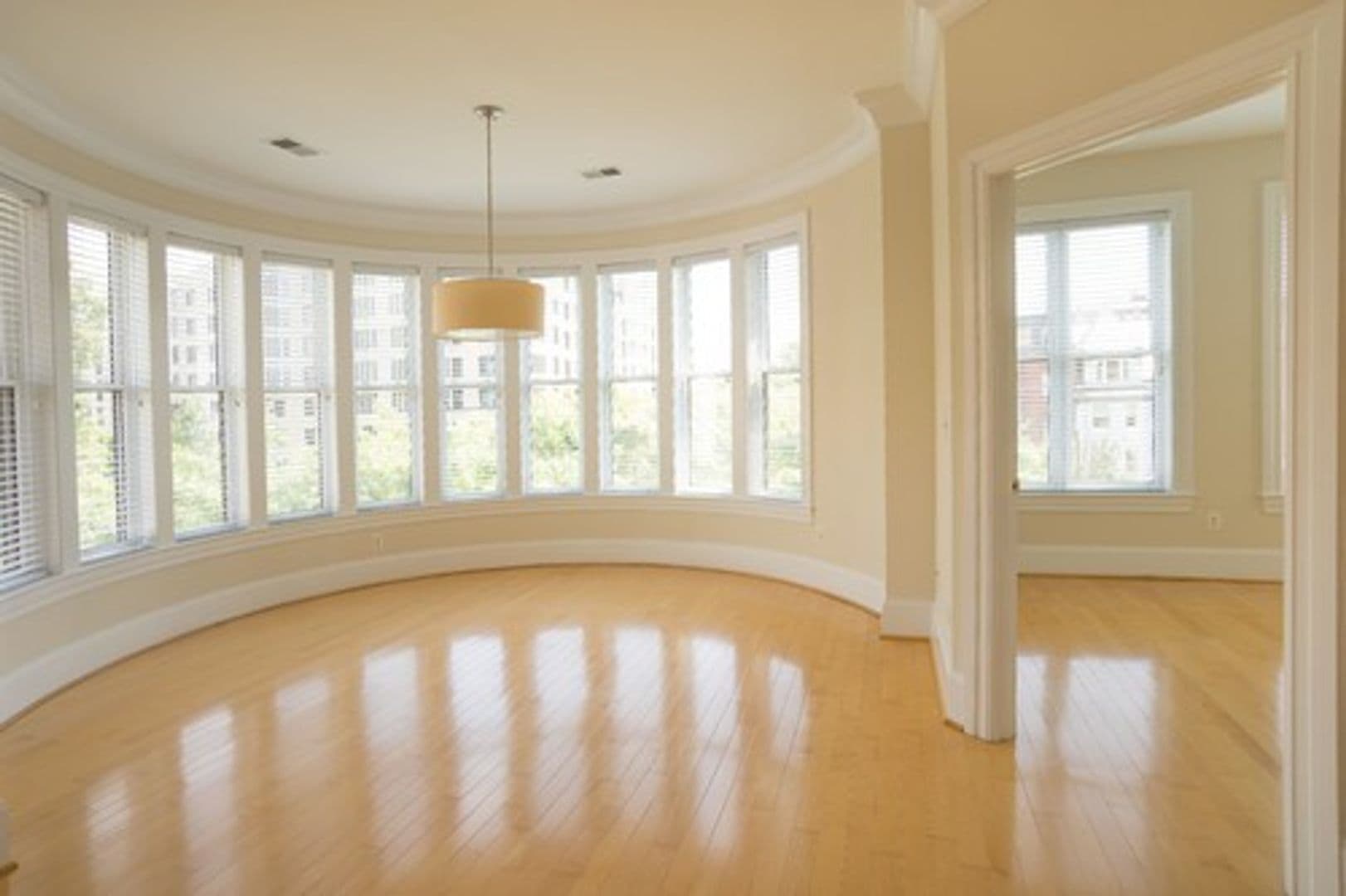 Washington Apartment: 1640 16th Street, NW