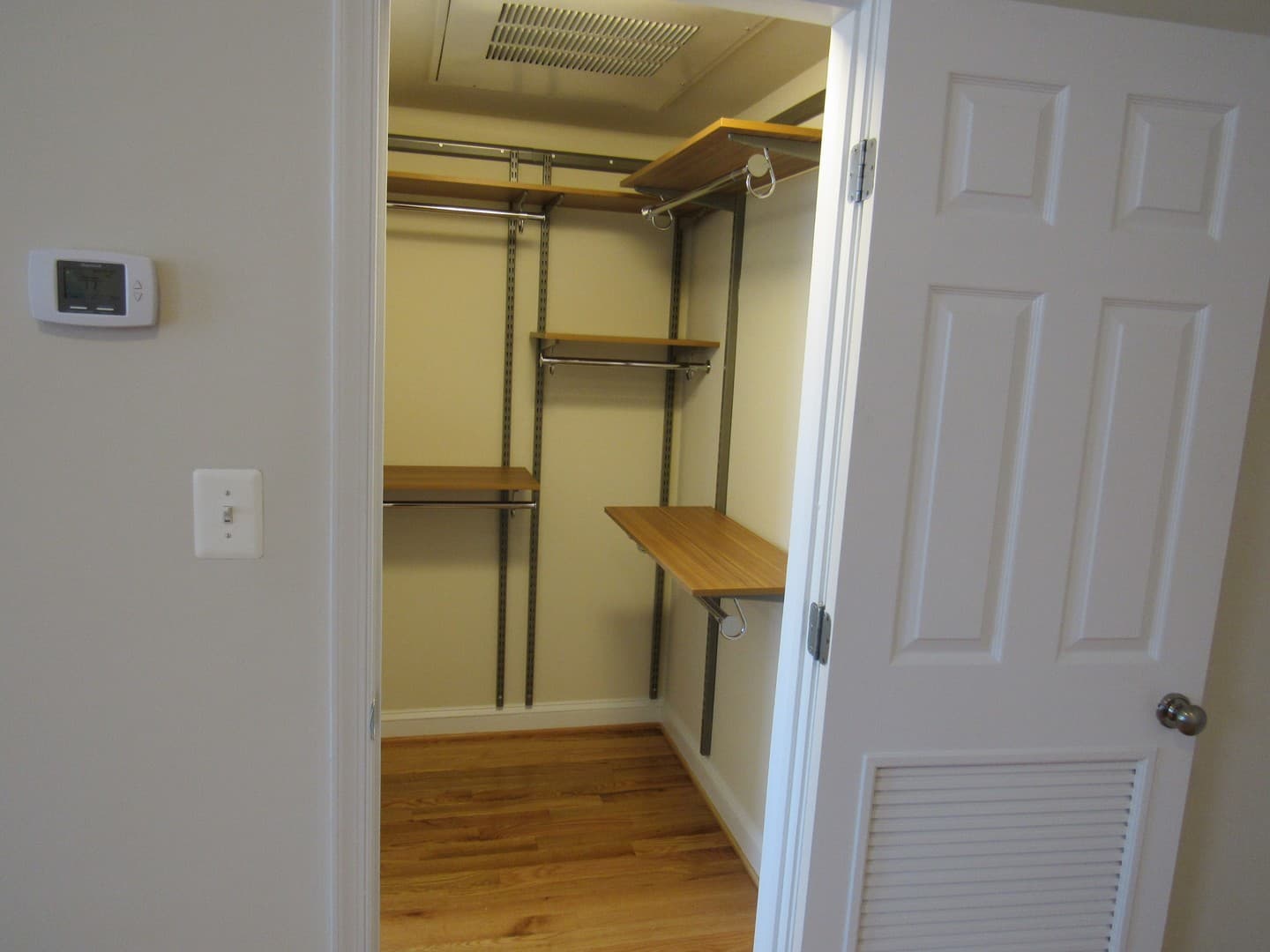 Washington Apartment: 1825-1833 New Hampshire Avenue, NW