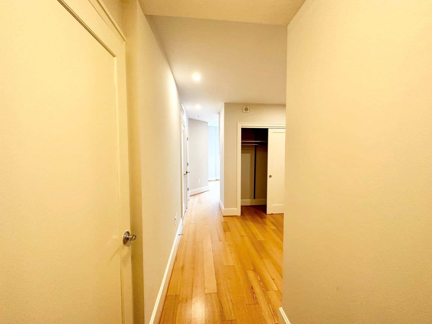 Washington Apartment: 1355 17th Street, NW