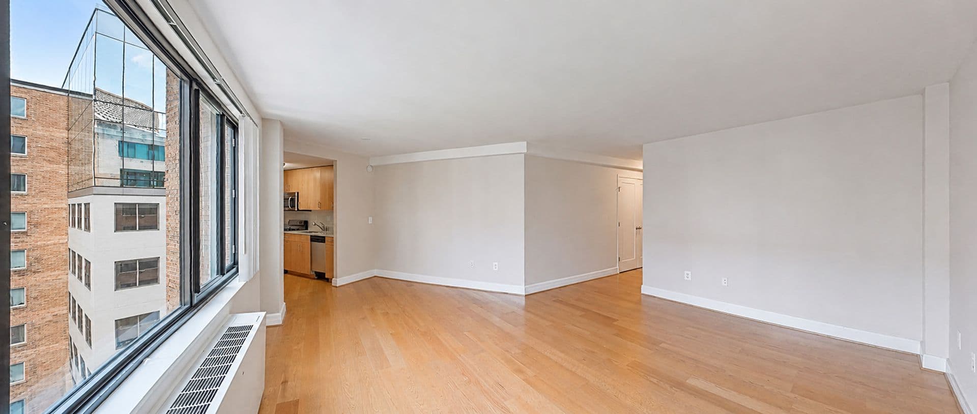 Washington Apartment: 1255 New Hampshire Avenue