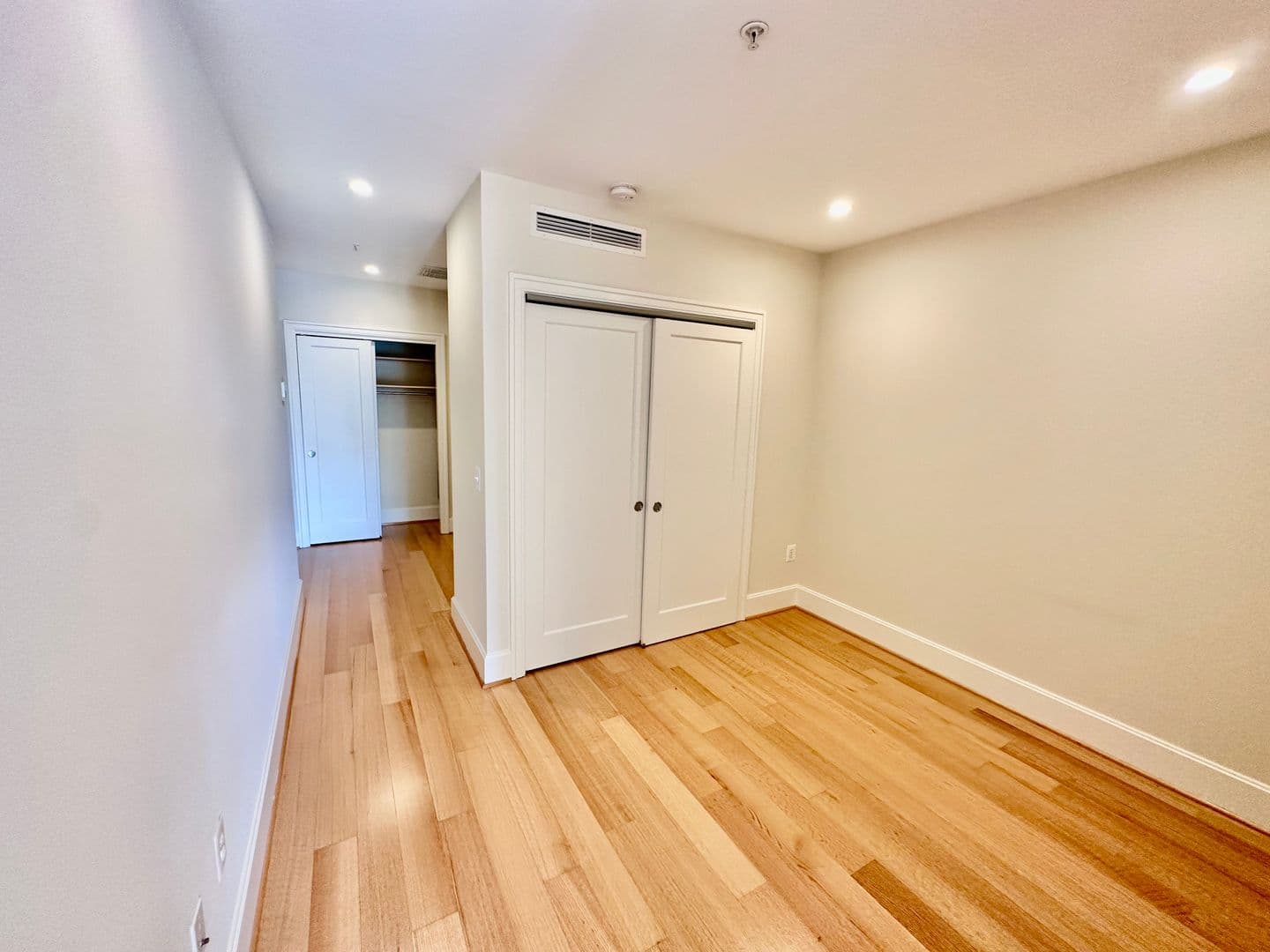 Washington Apartment: 1919 14th Street, NW