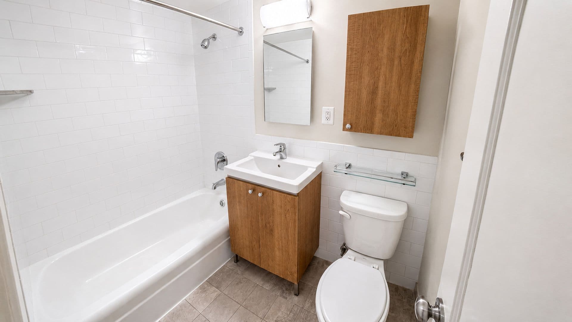 Washington Apartment: 1255 New Hampshire Avenue