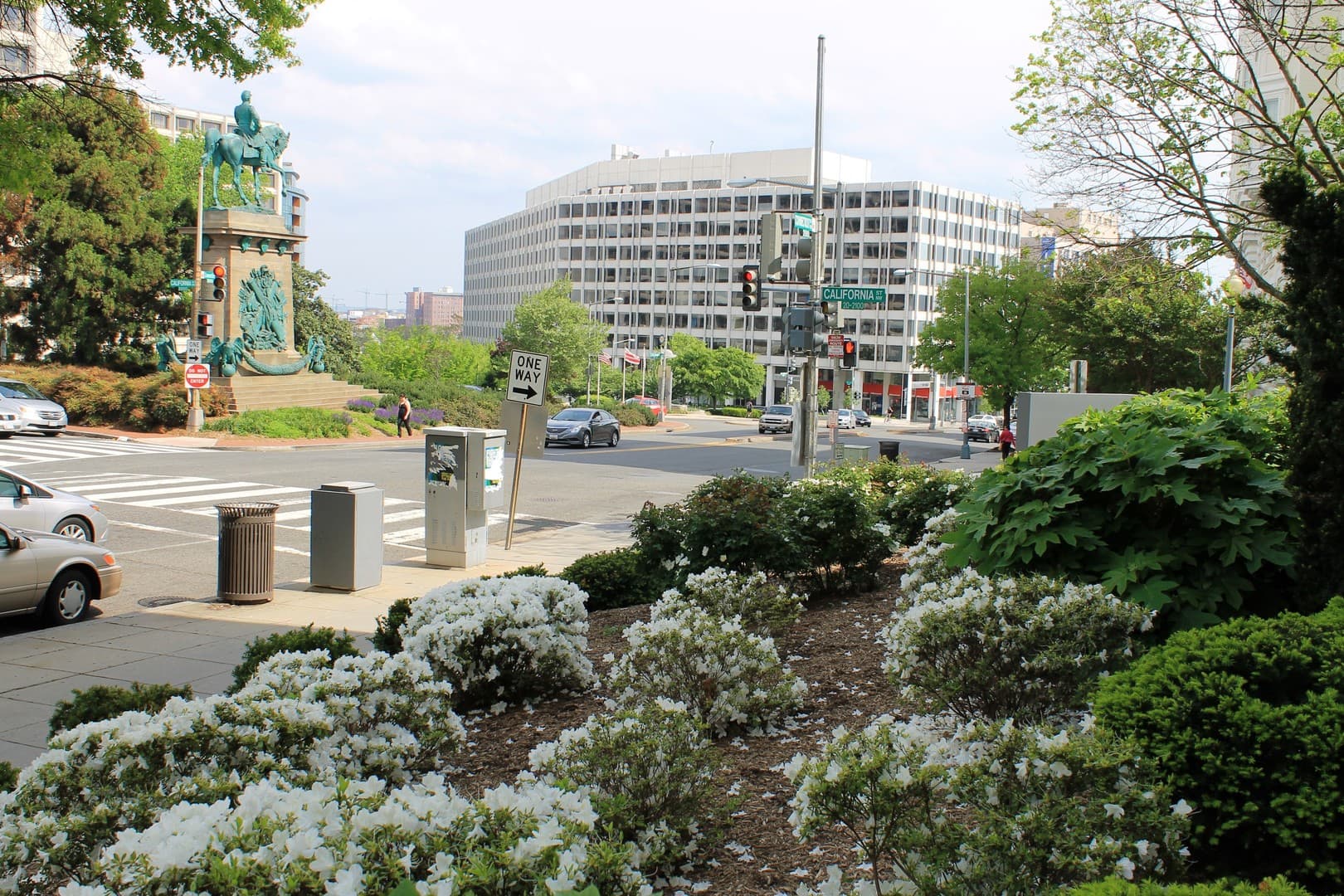 Washington Apartment: 2000 Connecticut Avenue, NW