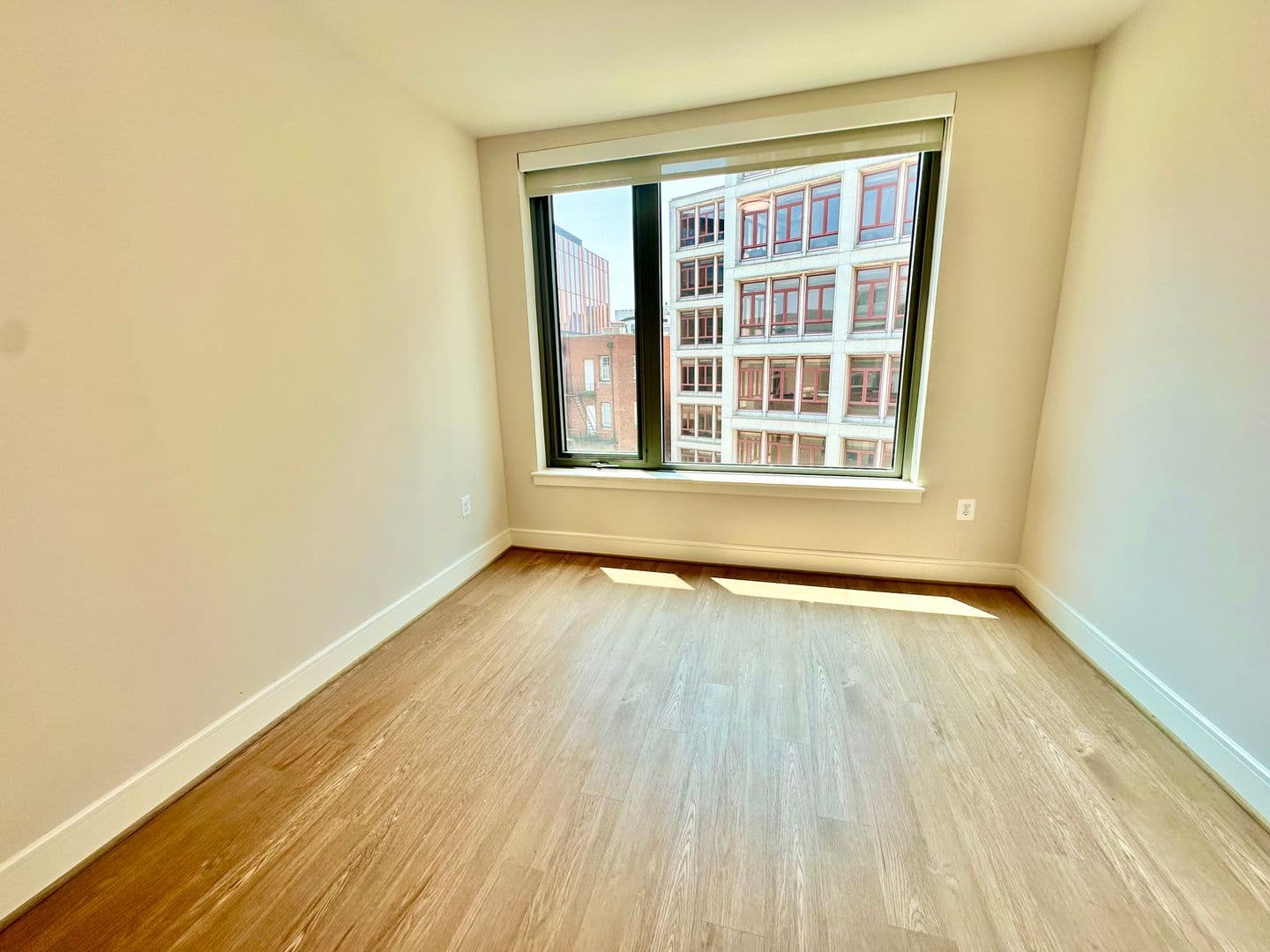 WASHINGTON Apartment: 1650 O STREET, NW