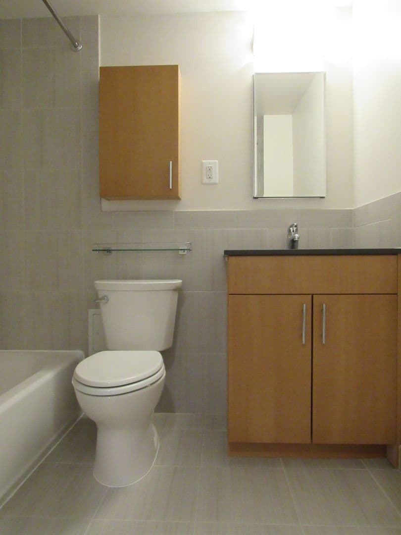 Washington Apartment: 1112 M Street, NW
